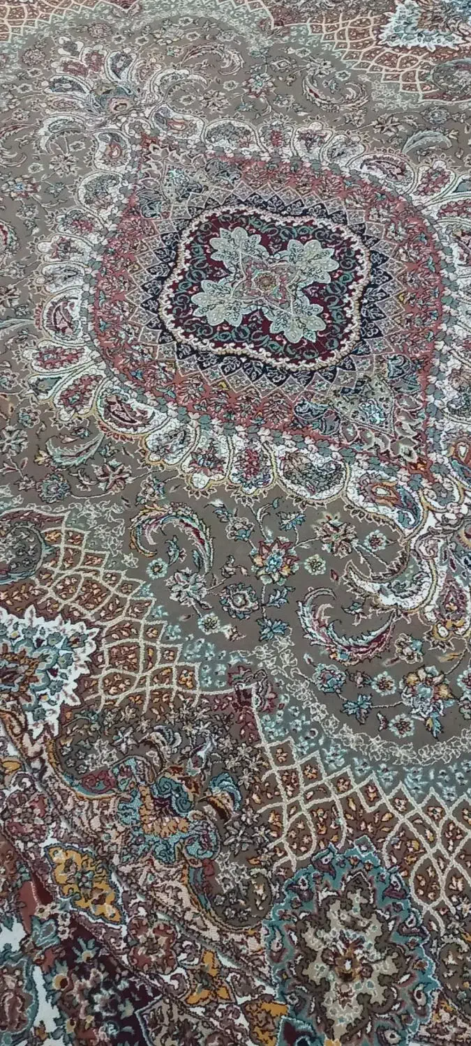 دو عدد فرش ۶ متری ۷۰۰ شانه|فرش|مرند, |دیوار