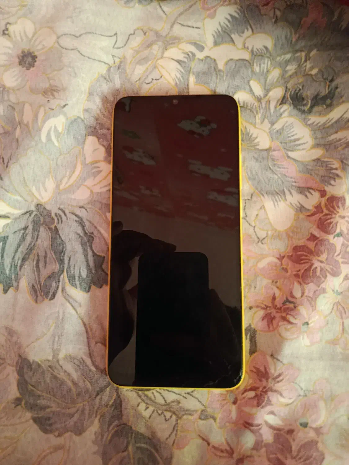 پوکو c40|موبایل|کاشان, میدان کهنه|دیوار