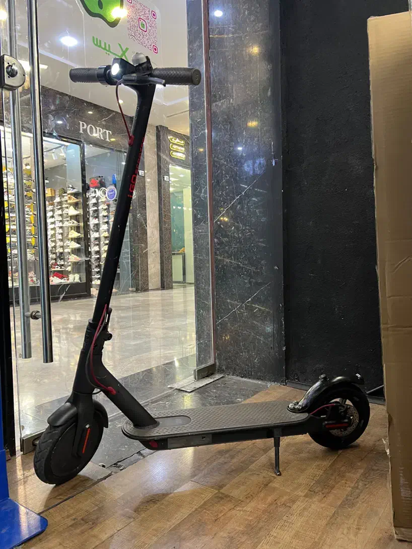 اسکوتربرقی شیاومی|دوچرخه، اسکیت، اسکوتر|تهران, شهرک غرب|دیوار