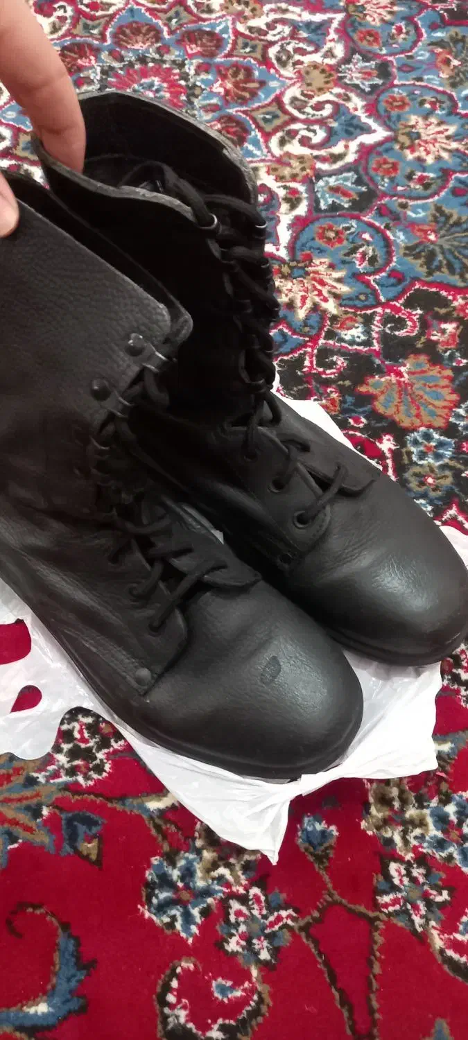 پوتین برای کار و کوهنوردی و نظامی ارزان|کیف، کفش، کمربند|دورود, |دیوار