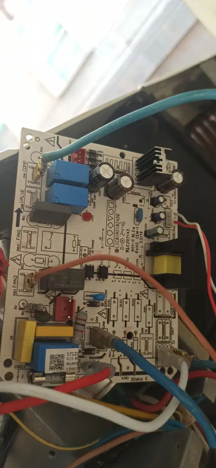 تعمیر سرویس نصب پکیج شوفاژ دیواری صفر تا صد|خدمات پیشه و مهارت|شیراز, شهرک امیر کبیر|دیوار