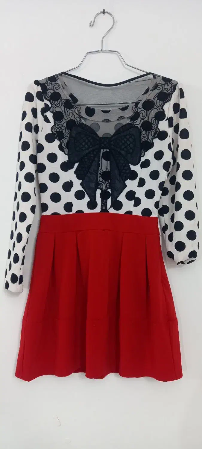 لباس|لباس|رودهن, |دیوار