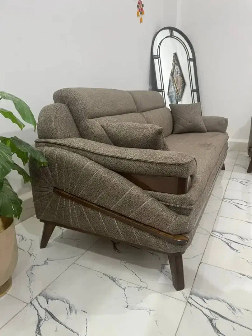 مبل دیاکو*تولیدی *انصاری|مبلمان خانگی و میز عسلی|یاسوج, |دیوار