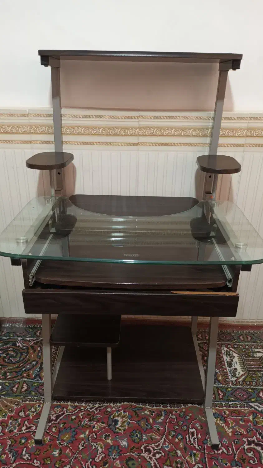 میز کامپیوتر|میز تحریر و کامپیوتر|گلستان (تهران), |دیوار