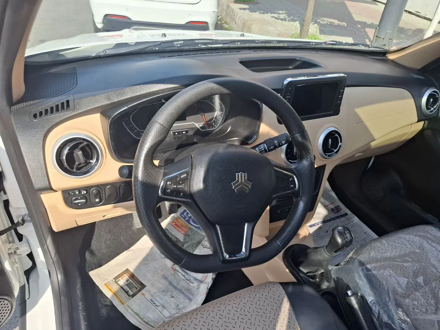 اطلس فول ،سانروف دار سقف مشکی|خودرو سواری و وانت|بوکان, |دیوار