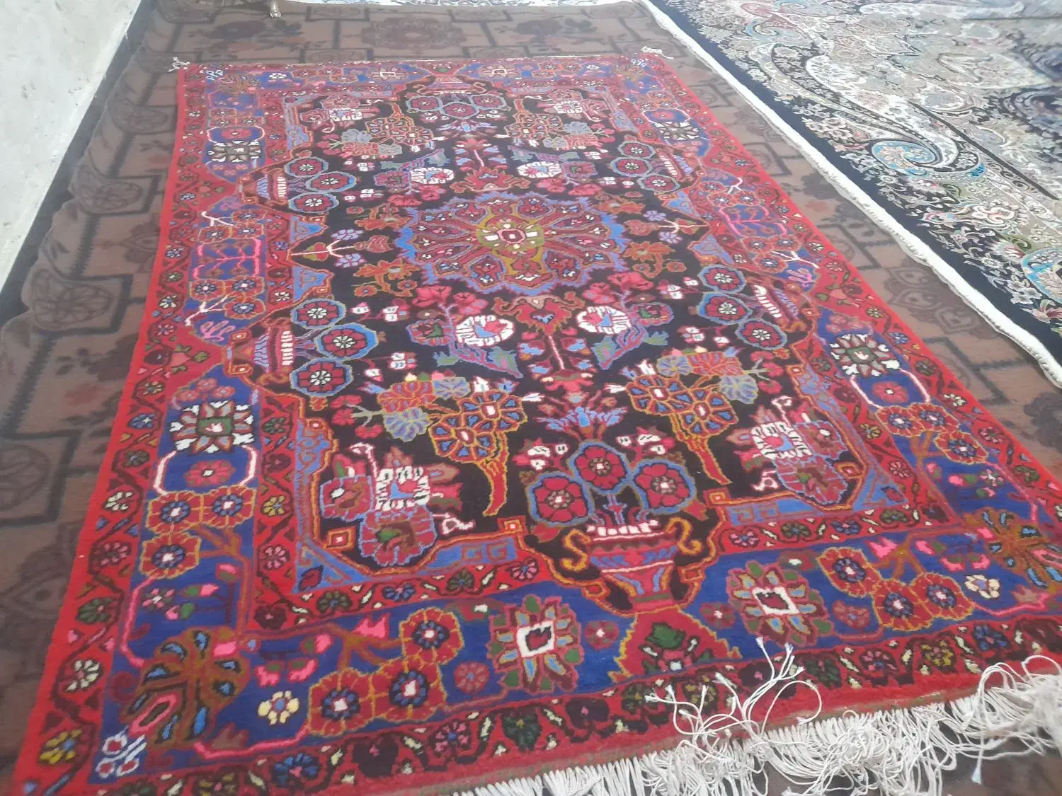 قالی در نهاوند|فرش|نهاوند, |دیوار