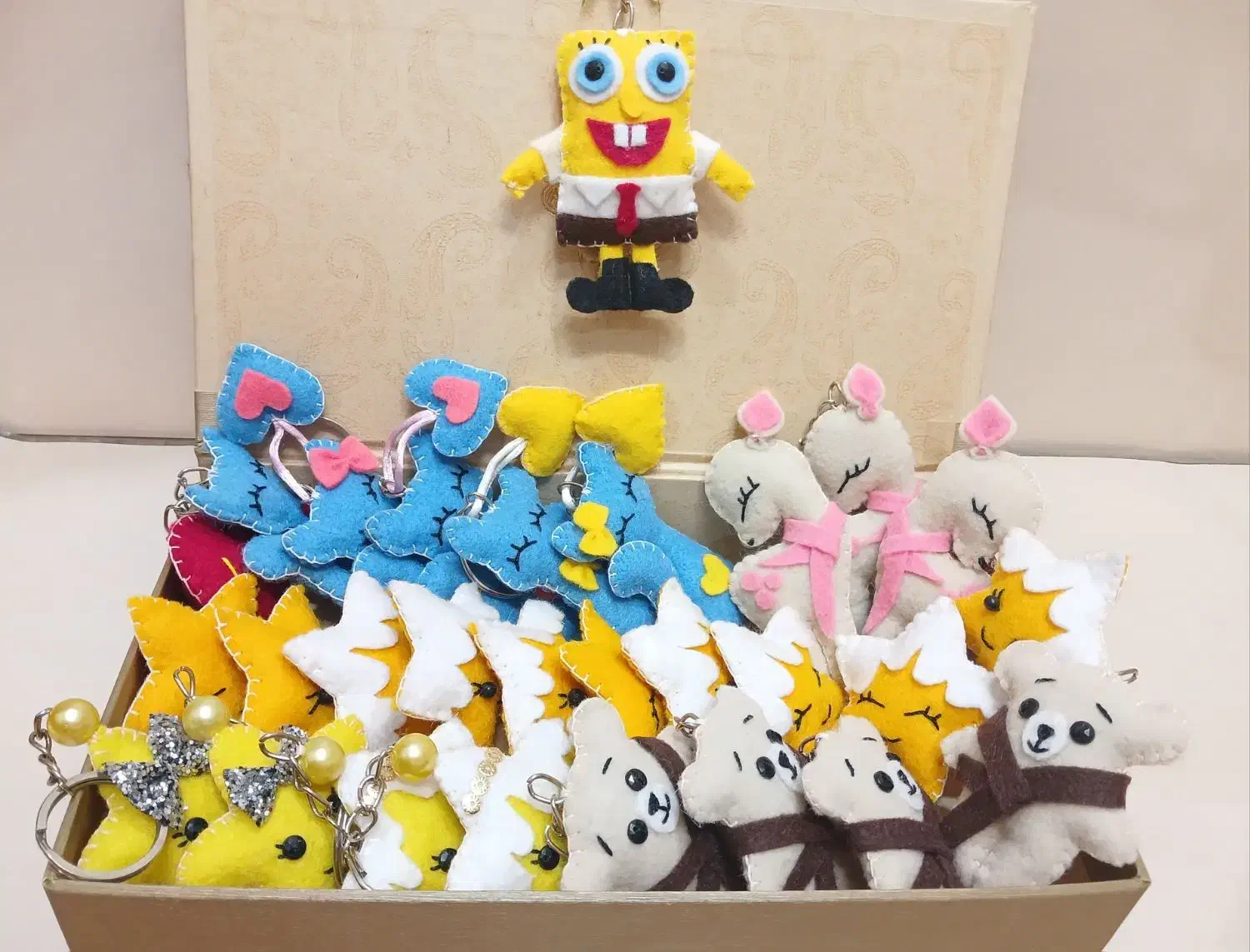 پذیرش سفارشات نمدی|صنایع دستی و سایر لوازم تزئینی|مشهد, کوی المهدی|دیوار