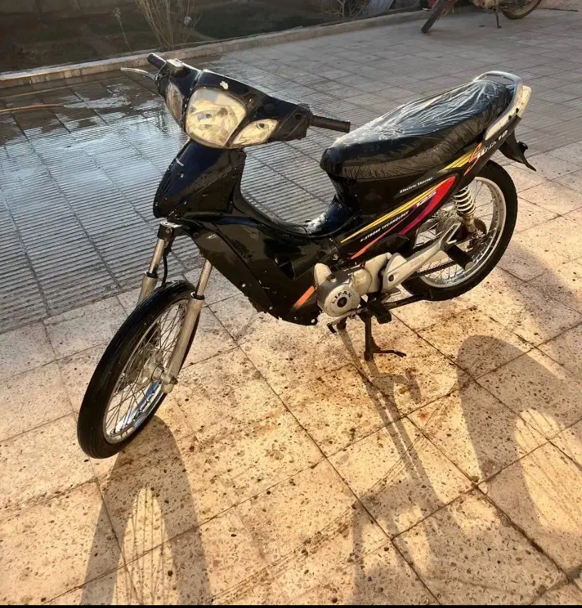 موتور ویو ۱۲۵|موتورسیکلت|کهن آباد, |دیوار
