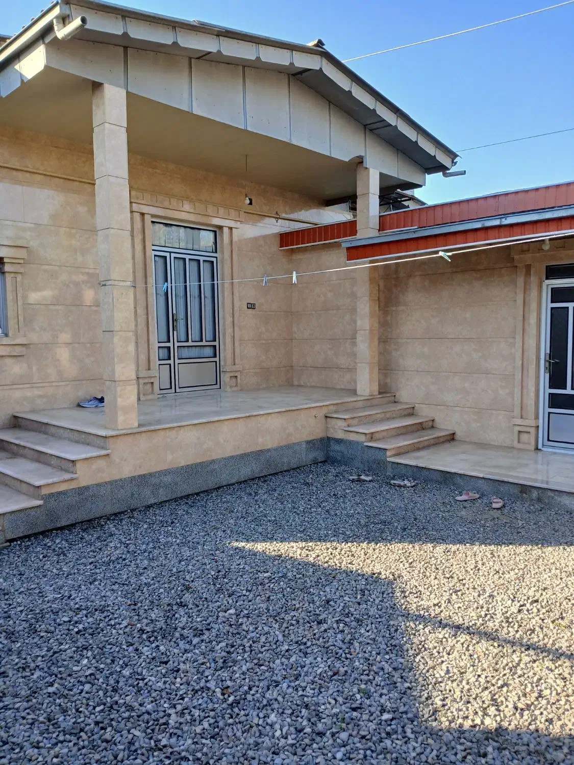 کاشی کاری وگچ وخاک|خدمات پیشه و مهارت|انبارآلوم, |دیوار