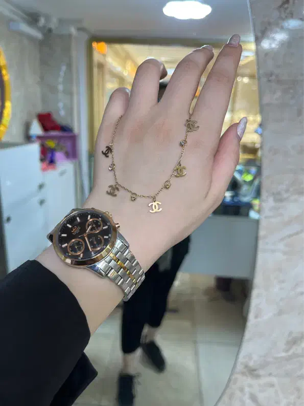 دستبند|جواهرات|اندیشه, اندیشه فاز ۱|دیوار