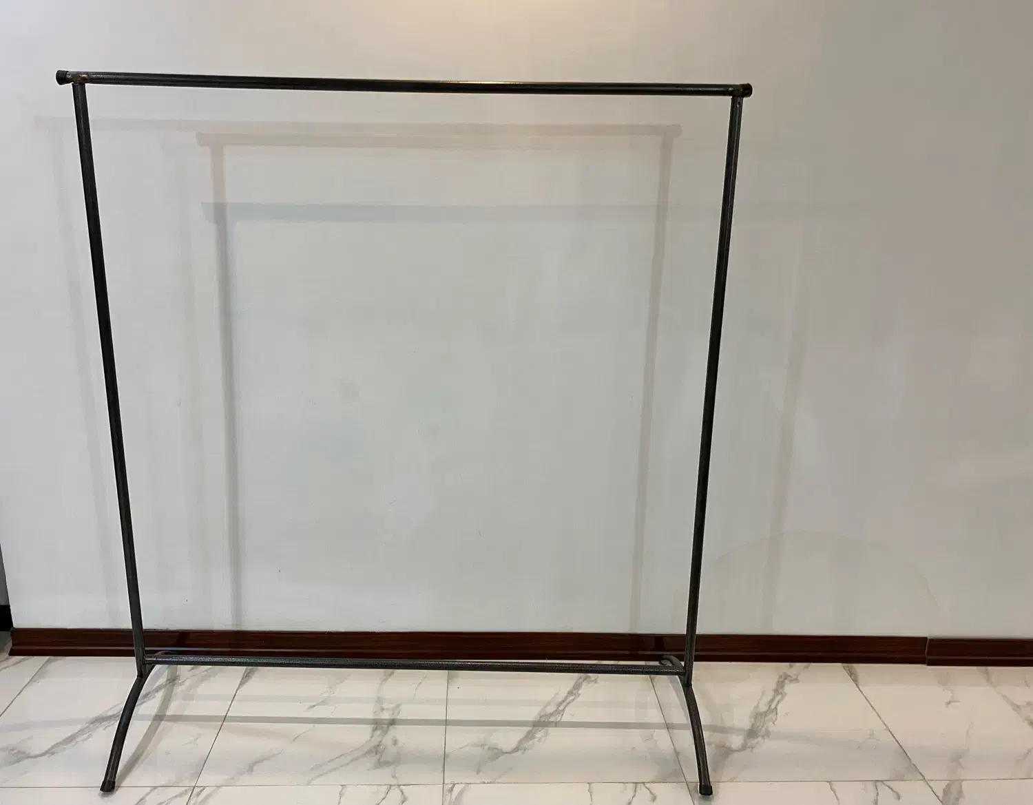 رگال|بندرخت و رختآویز|نهاوند, |دیوار