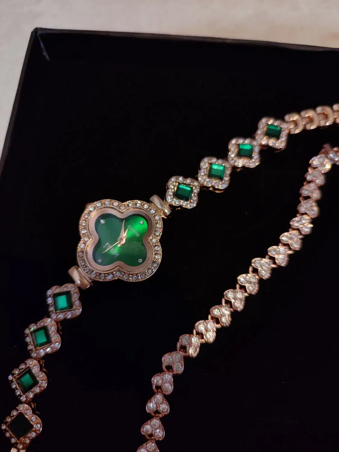 ساعت زنانه یاقوت سبز|ساعت|ری, دیلمان|دیوار