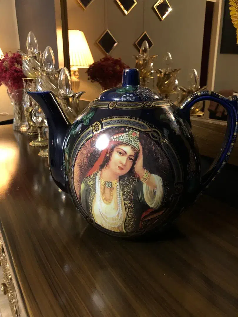 قوری چینی انتیک المانی|کلکسیون اشیاء عتیقه|تهران, حشمتیه|دیوار