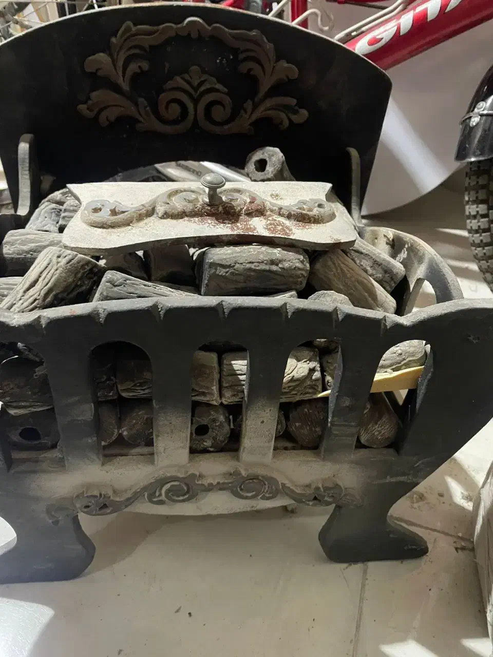 هیزم شومینه و بسکت نگهدارنده|بخاری، هیتر، شومینه|ساری, |دیوار