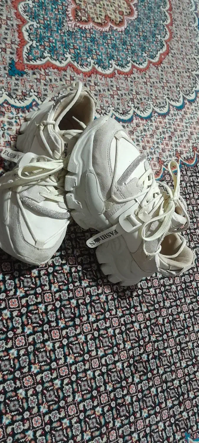 کتانی دخترانه ۳۷|کیف، کفش، کمربند|اردبیل, |دیوار