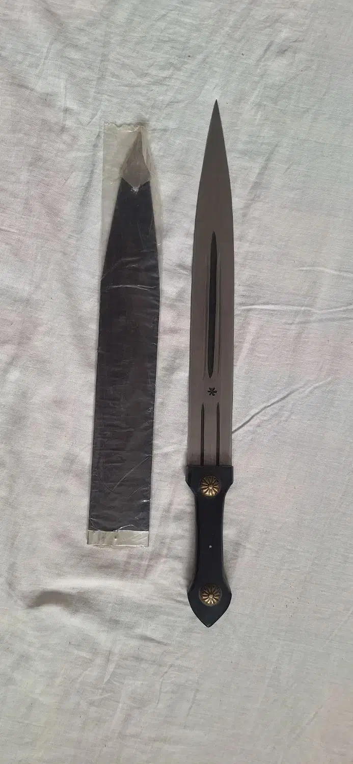 شمشیر کاتانا|کلکسیون اشیاء عتیقه|لواسان, |دیوار