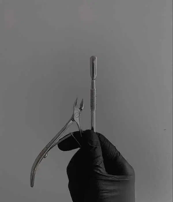 آموزش کاشت ناخن|خدمات آموزشی|قم, دروازه ری|دیوار