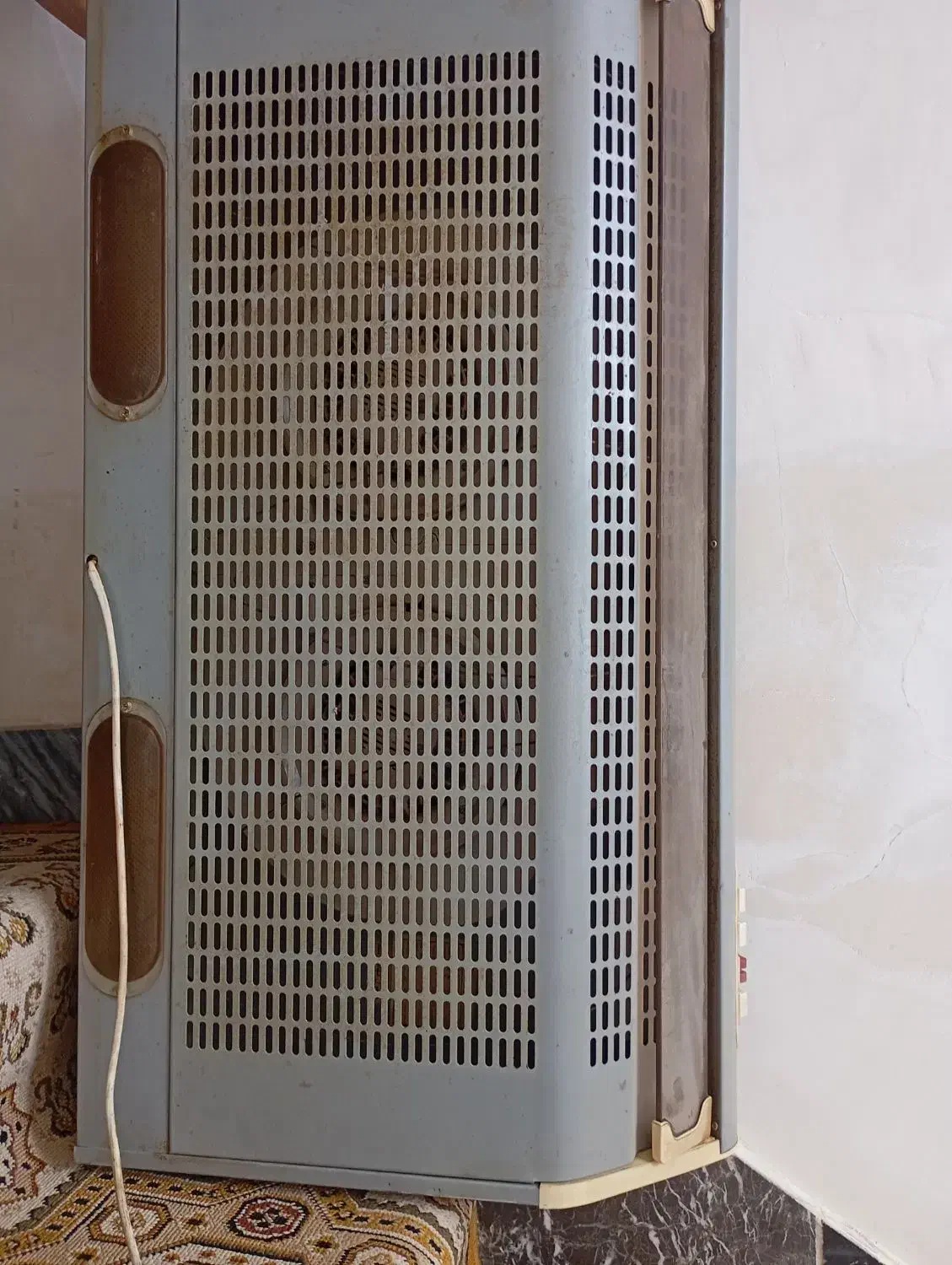 هود سالم|هود|اردبیل, |دیوار