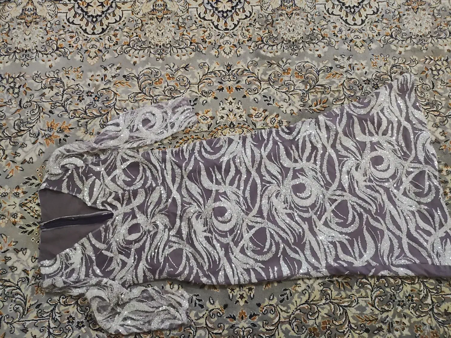 لباس مجلسی|لباس|شهریار, شهریار|دیوار