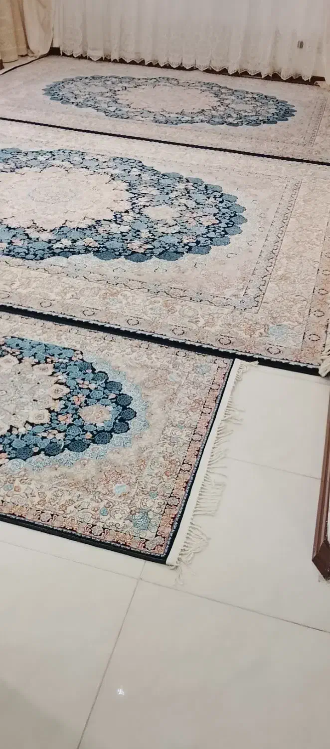دو عدد فرش نه متری و دو عدد قالیچه هزار شانه|فرش|شهریار, شهرک وائین|دیوار