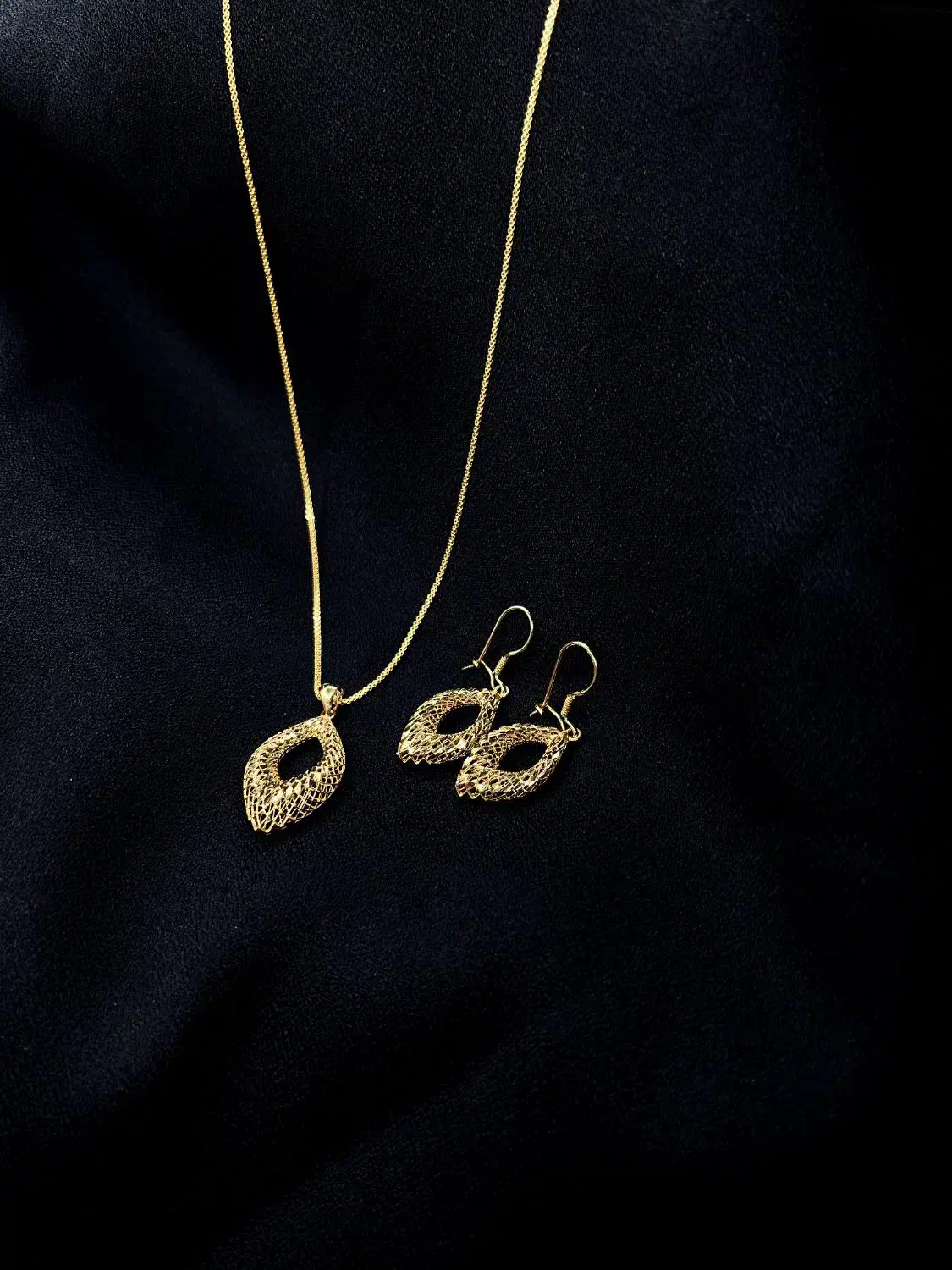 نیم ست سبک|جواهرات|یزد, |دیوار