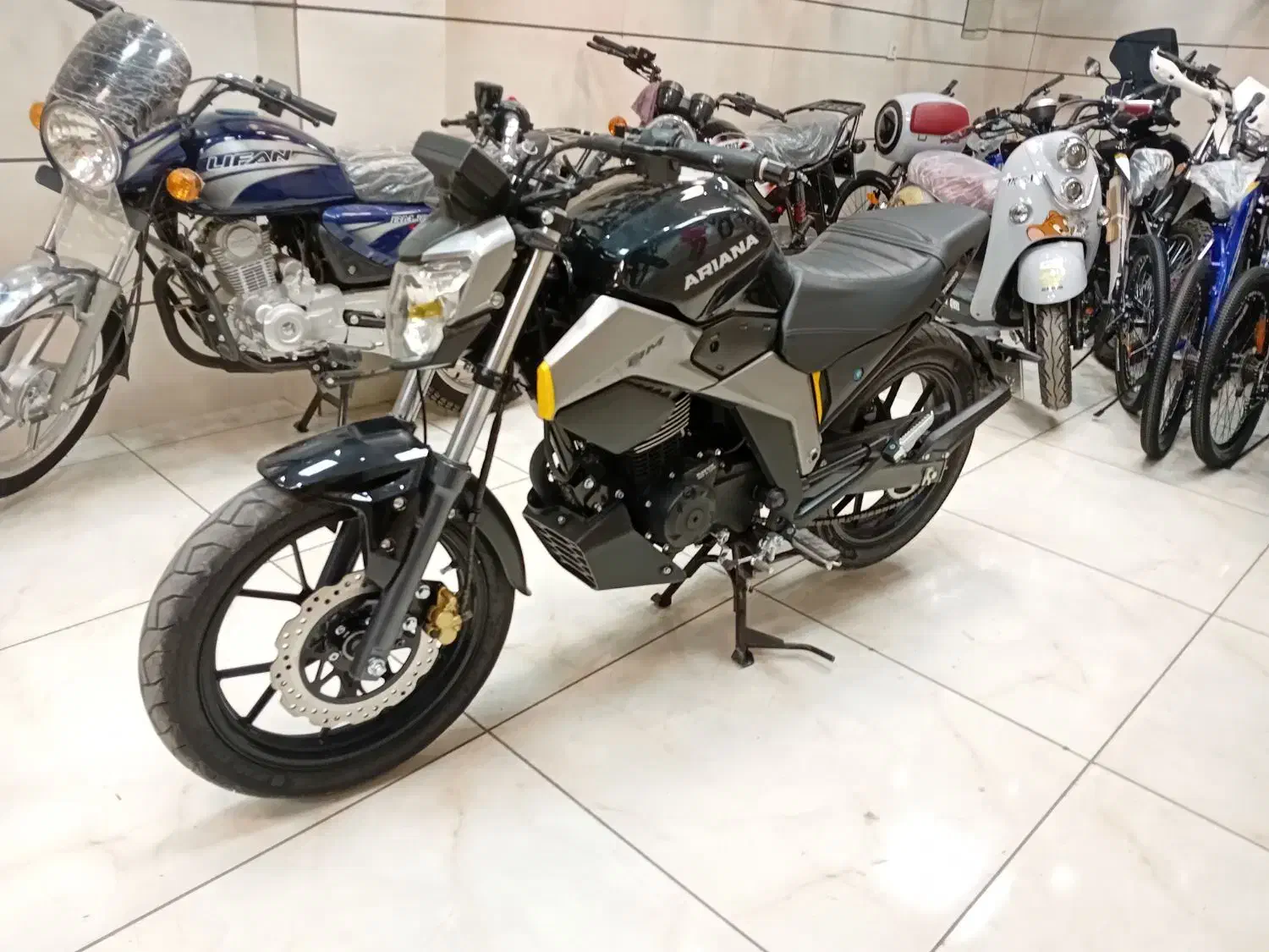 آریانا BM200|موتورسیکلت|کاشان, عربها|دیوار