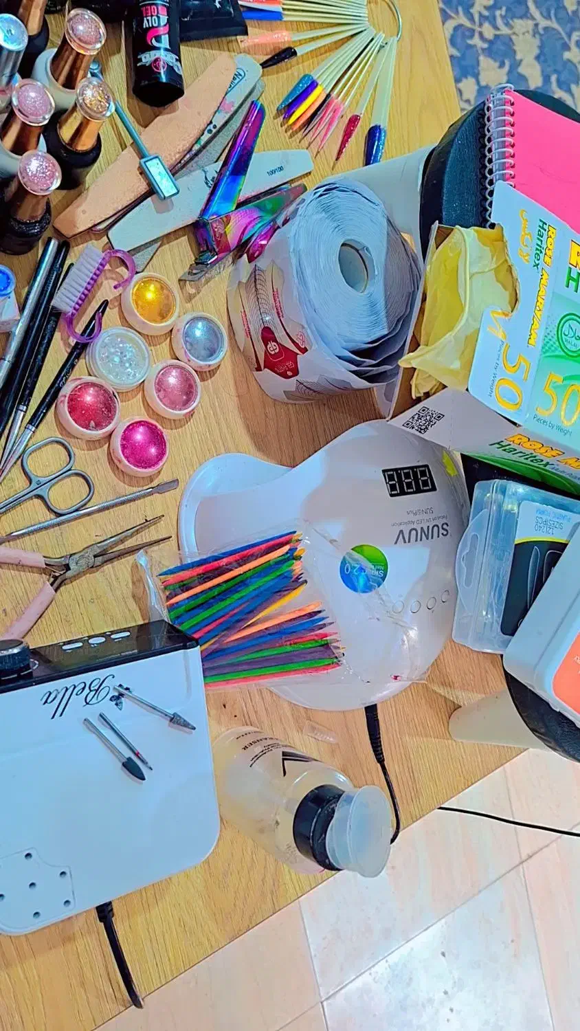 وسایل کاشت ناخن|آرایشگاه و سالن‌های زیبایی|میناب, |دیوار