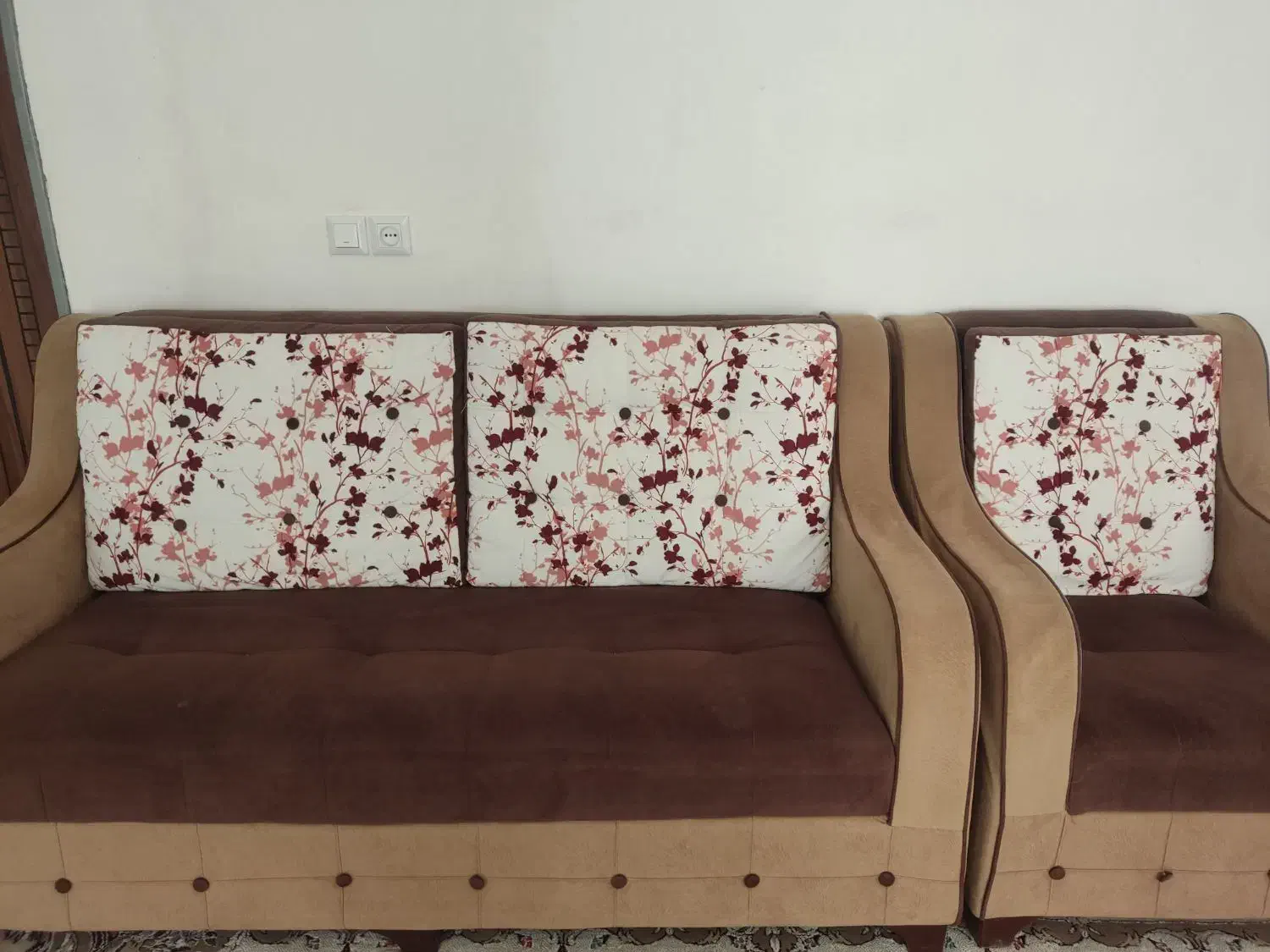 مبل هفت نفره|مبلمان خانگی و میز عسلی|نیشابور, فضل|دیوار