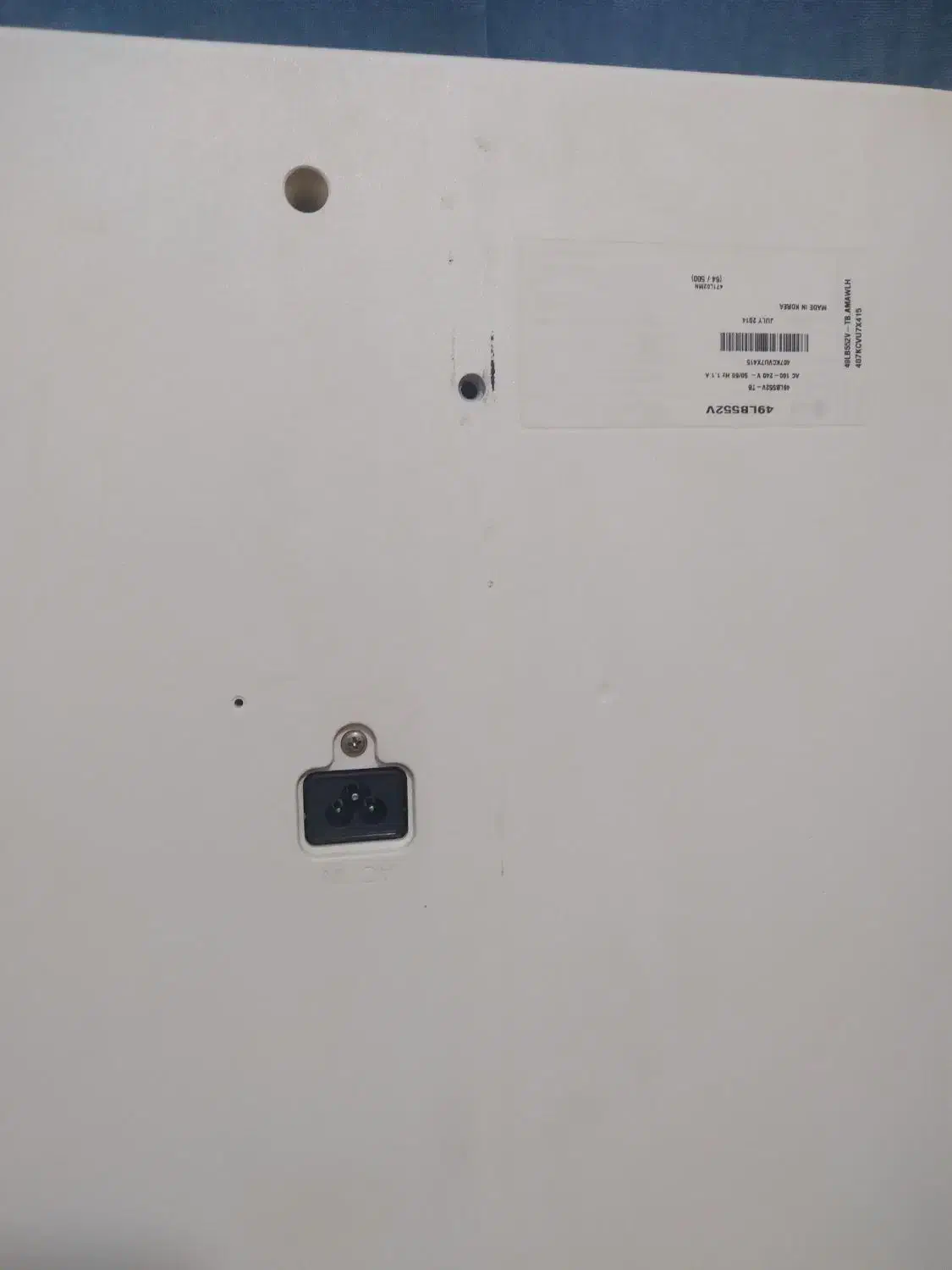 تلویزیون ال جی ۴۹ اینچ پشت سفید|تلویزیون و پروژکتور|بندرعباس, |دیوار