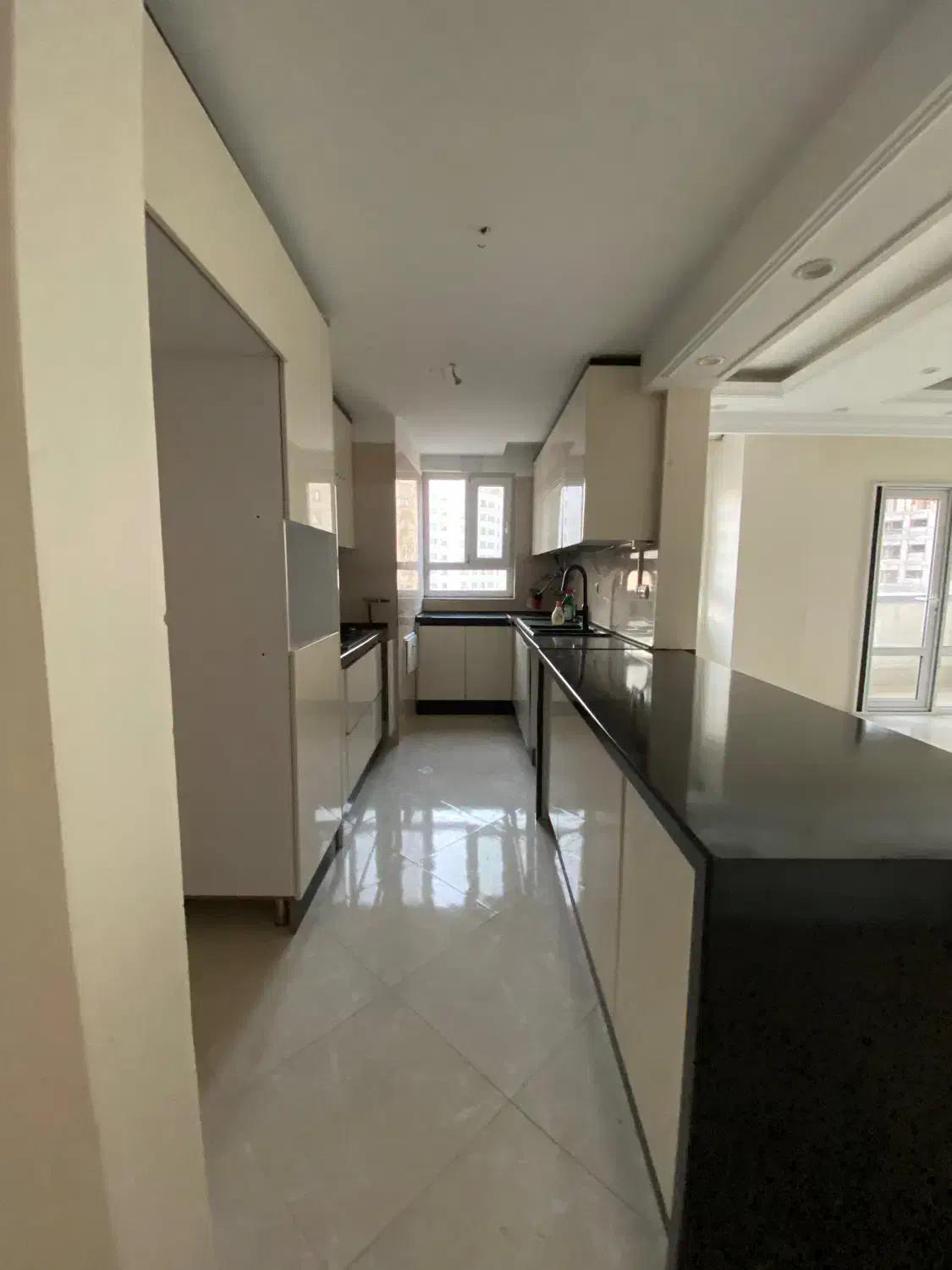 واحد۹۵متری/دوخوابه/خوش‌نقشه‌ونوساز/بلوار‌میعاد