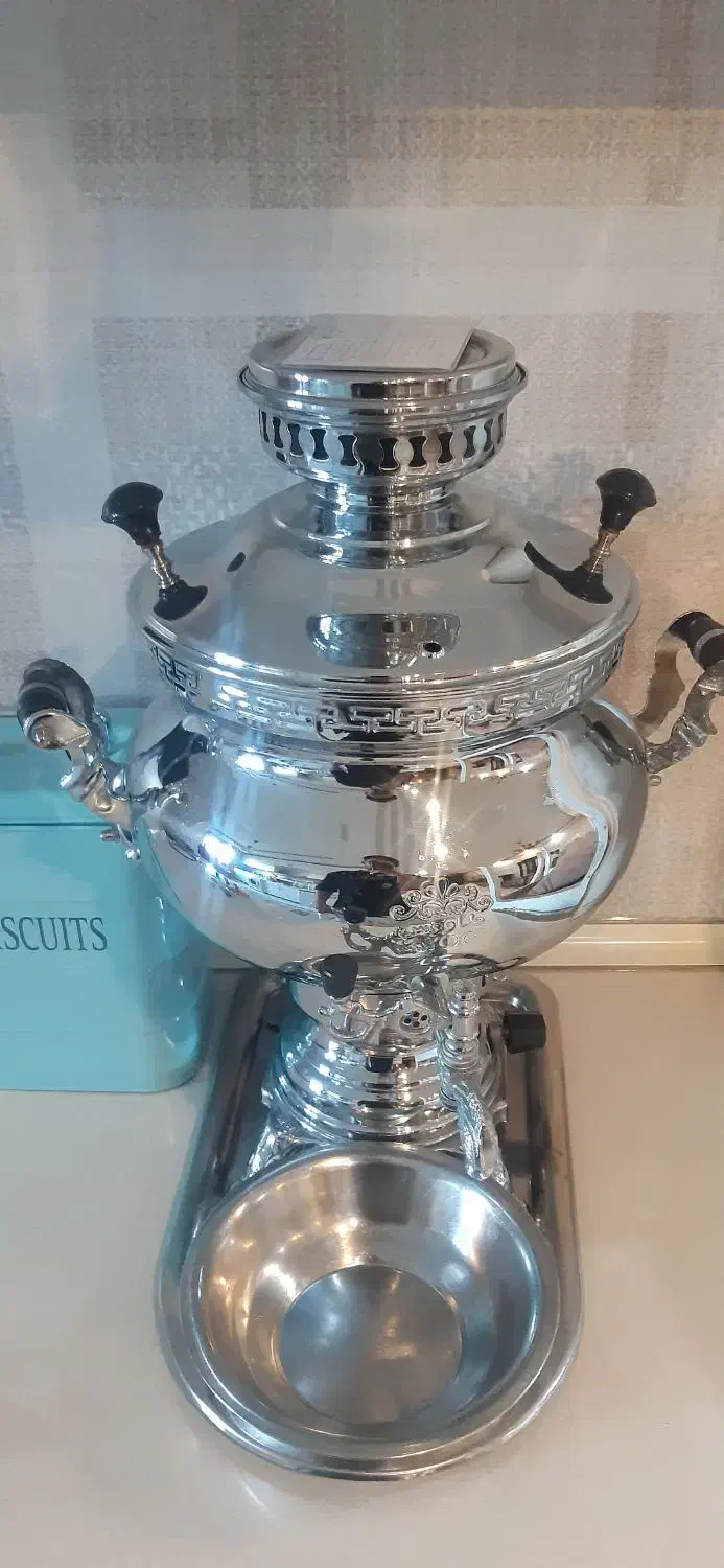 سماور گازی بسیار سالم و کم کارکرد|سماور، چایساز، قهوهساز|قزوین, |دیوار