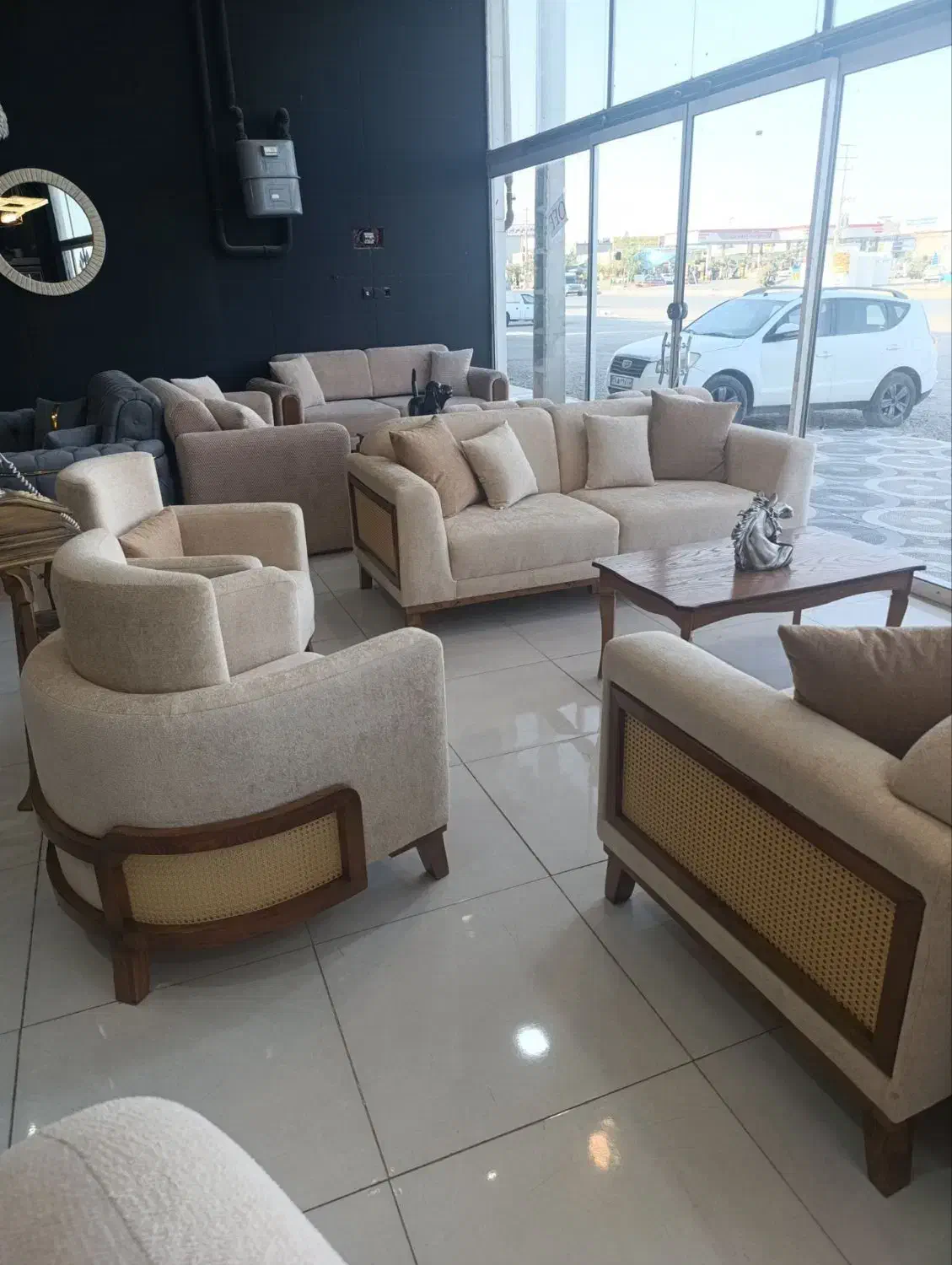 مبل و میزعسلی نادری شرکتی،کمترین قیمت بازار،تخفیف|مبلمان خانگی و میز عسلی|تربت جام, والفجر|دیوار