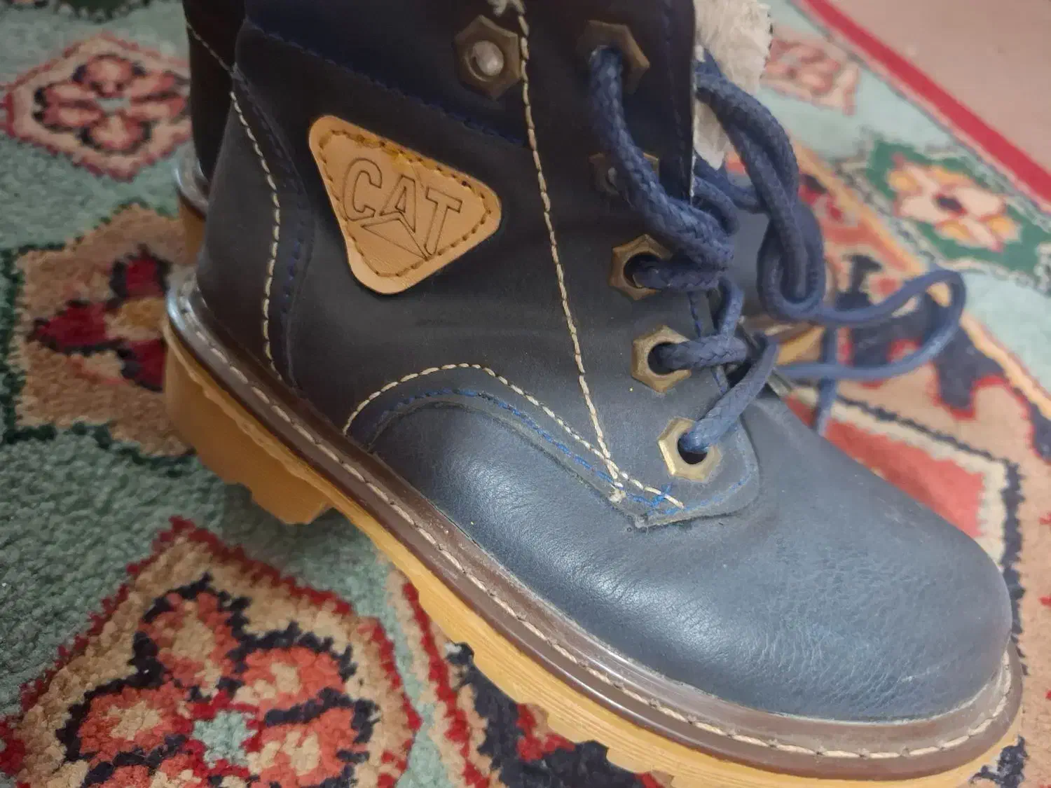 نیم بوت بچه‌گانه|کیف، کفش، کمربند|شاهین‌شهر, طالقانی|دیوار