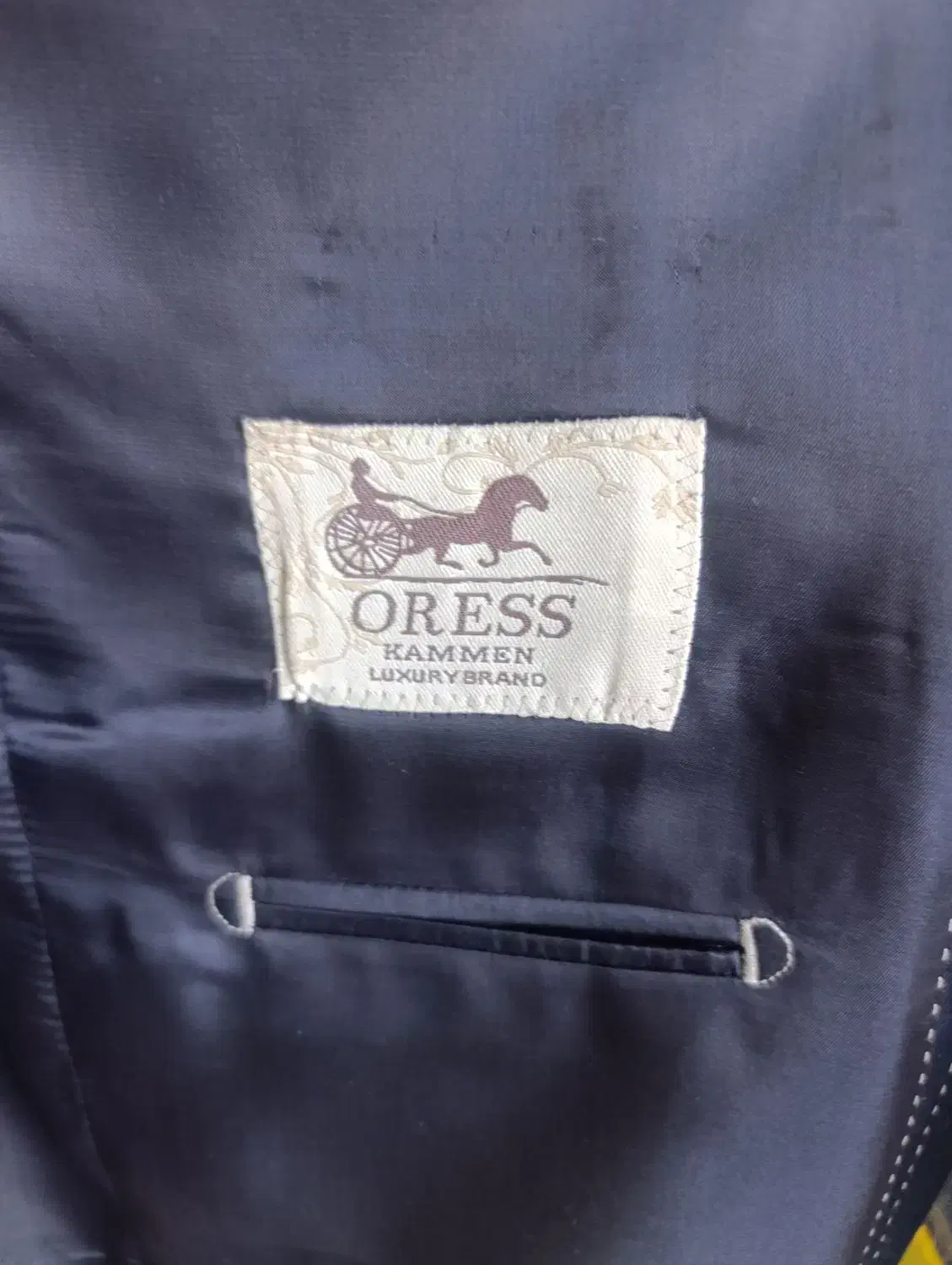 کت مردونه|لباس|بومهن, |دیوار