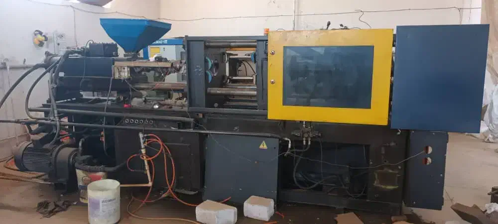 دستگاه تزریق پلاستیک ۱۸۰ تن اروپایی|ماشین‌آلات صنعتی|مشهد, جانباز|دیوار