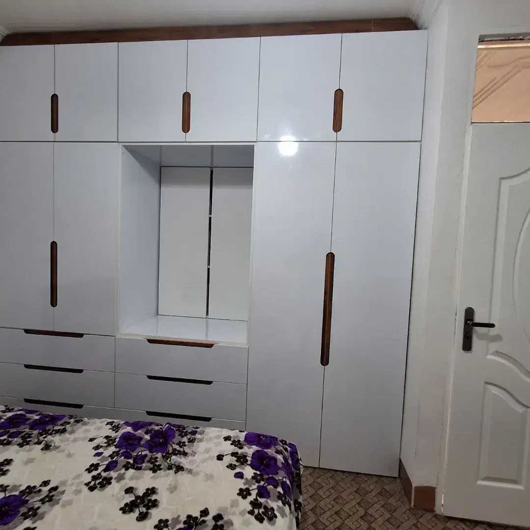ساخت و نصب کابینت، کمددیواری و دکوراسیون|خدمات پیشه و مهارت|همدان, |دیوار
