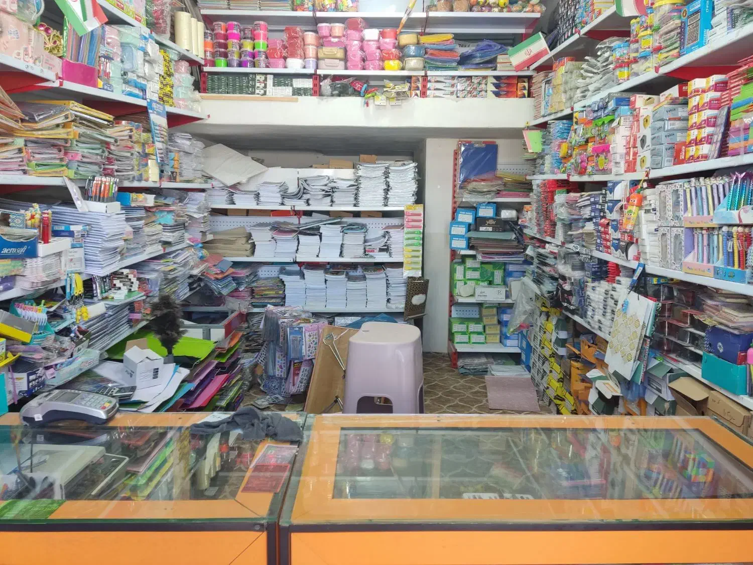 فروش فوری مغازه لوازم تحریر|فروش مغازه و غرفه|سراوان, |دیوار