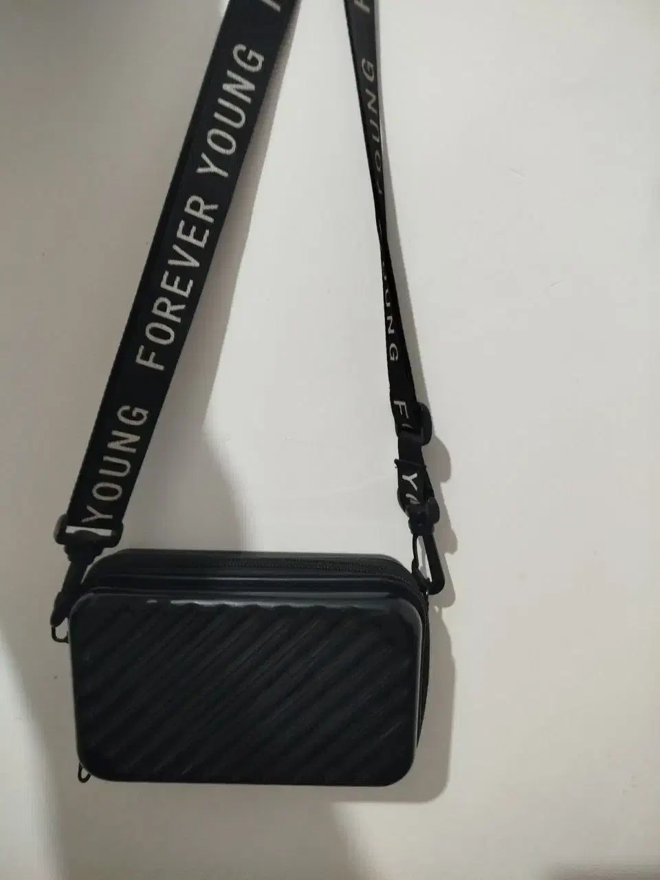 کیف|کیف، کفش، کمربند|فولادشهر, C3|دیوار