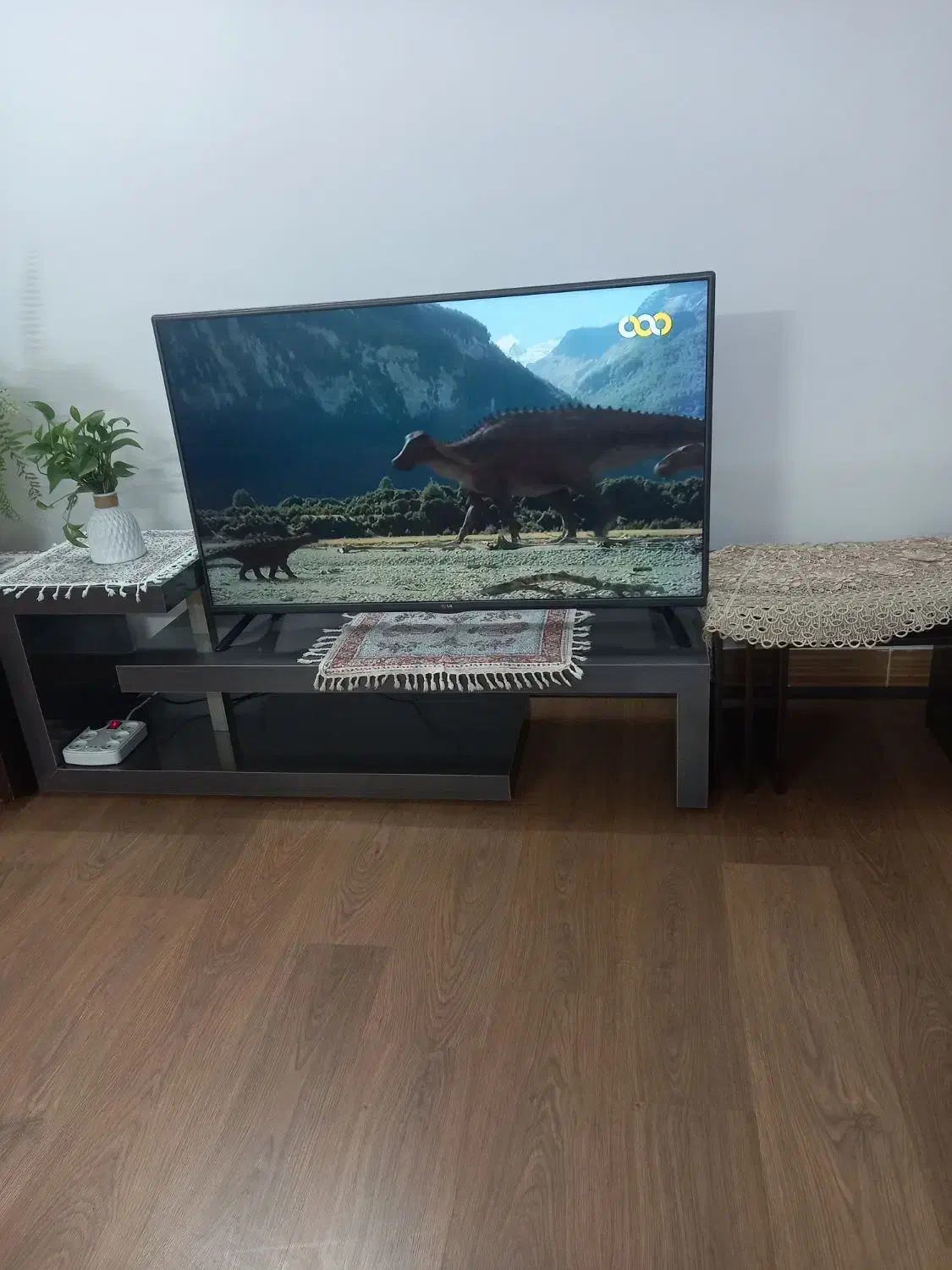 میز تلویزیون|میز تلویزیون|اسفراین, |دیوار