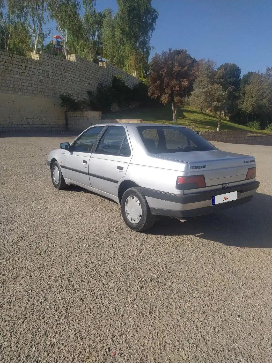 پژو ۴۰۵ مدل ۸۵ بیرنگ|خودرو سواری و وانت|قصرشیرین, |دیوار