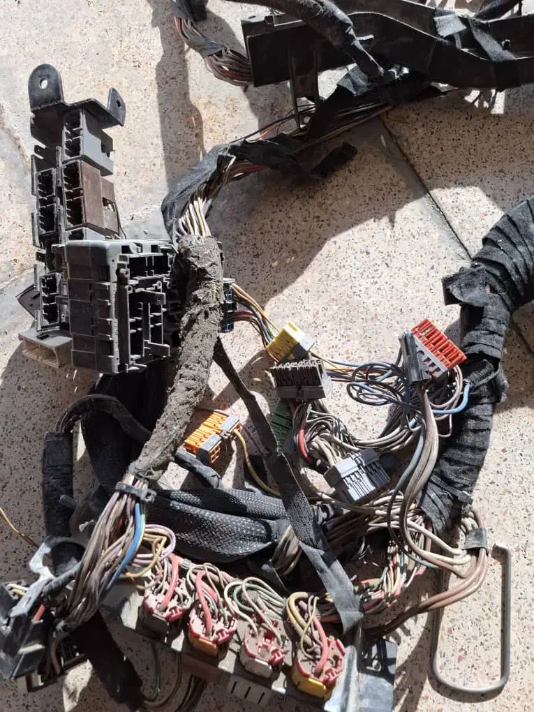 دسته سیم کشی داشبورد پژو|قطعات یدکی و لوازم جانبی|شاهینشهر, عطار|دیوار