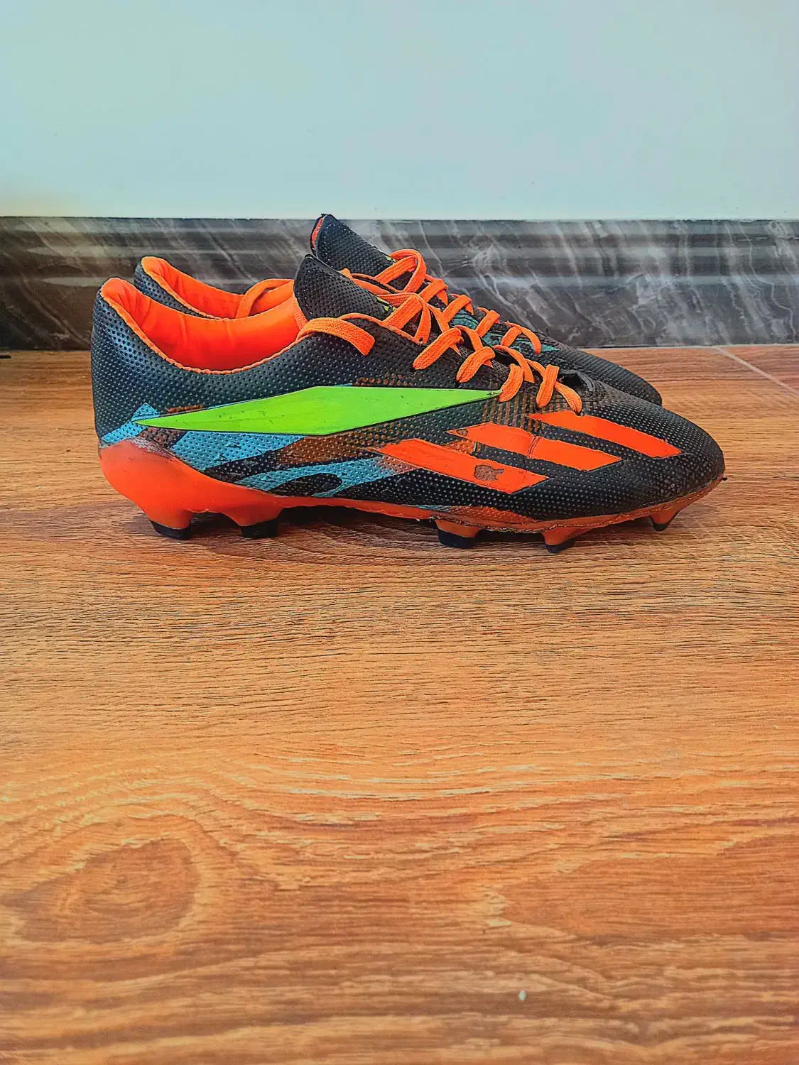 استوک آدیداس سایز ۴۱/۴۰|کیف، کفش، کمربند|قدس, شهرقدس|دیوار