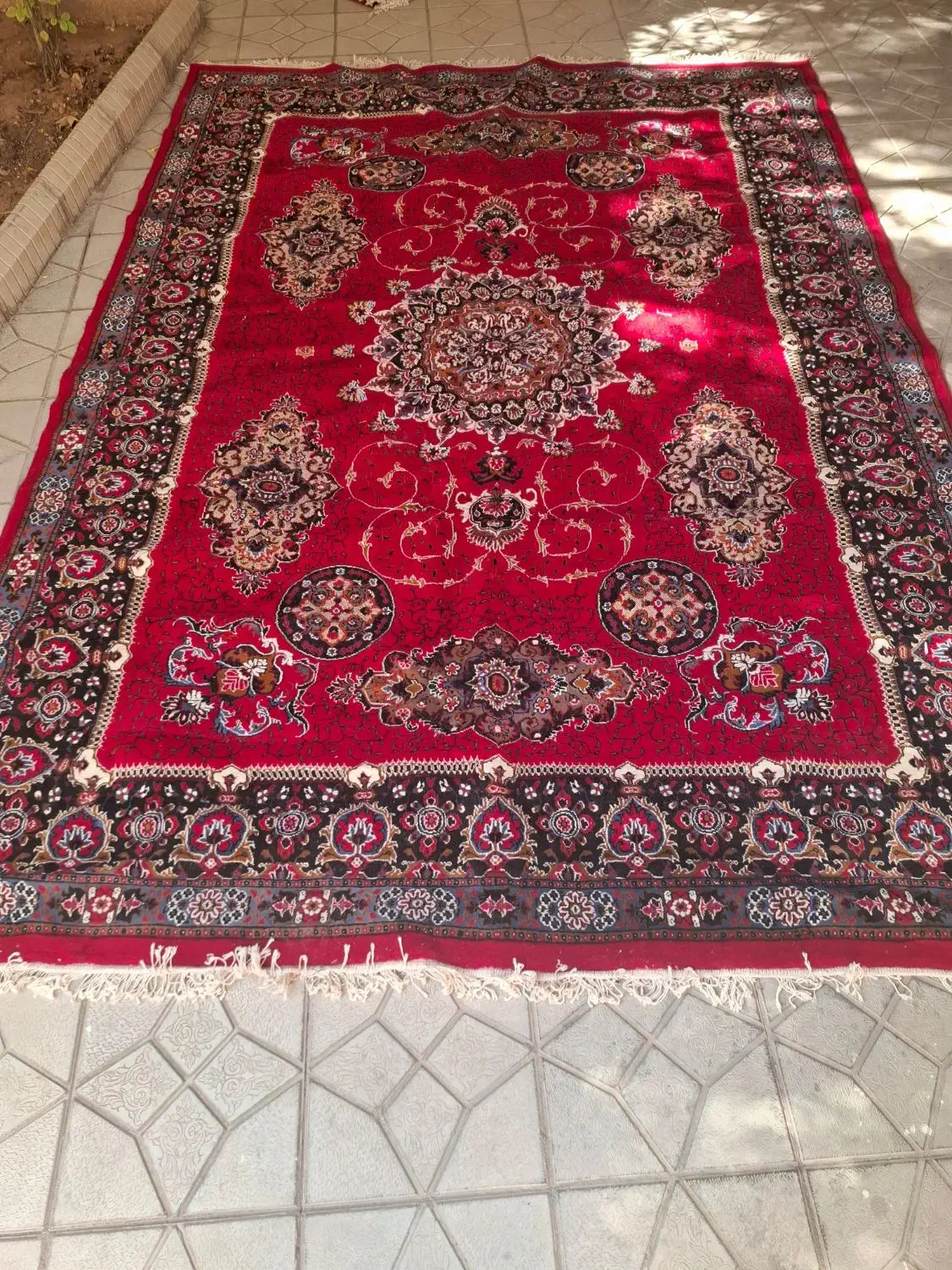 فرش ماشینی سه میلیون و دویست هزار تومان|فرش|هشتگرد, هشتگرد قدیم|دیوار