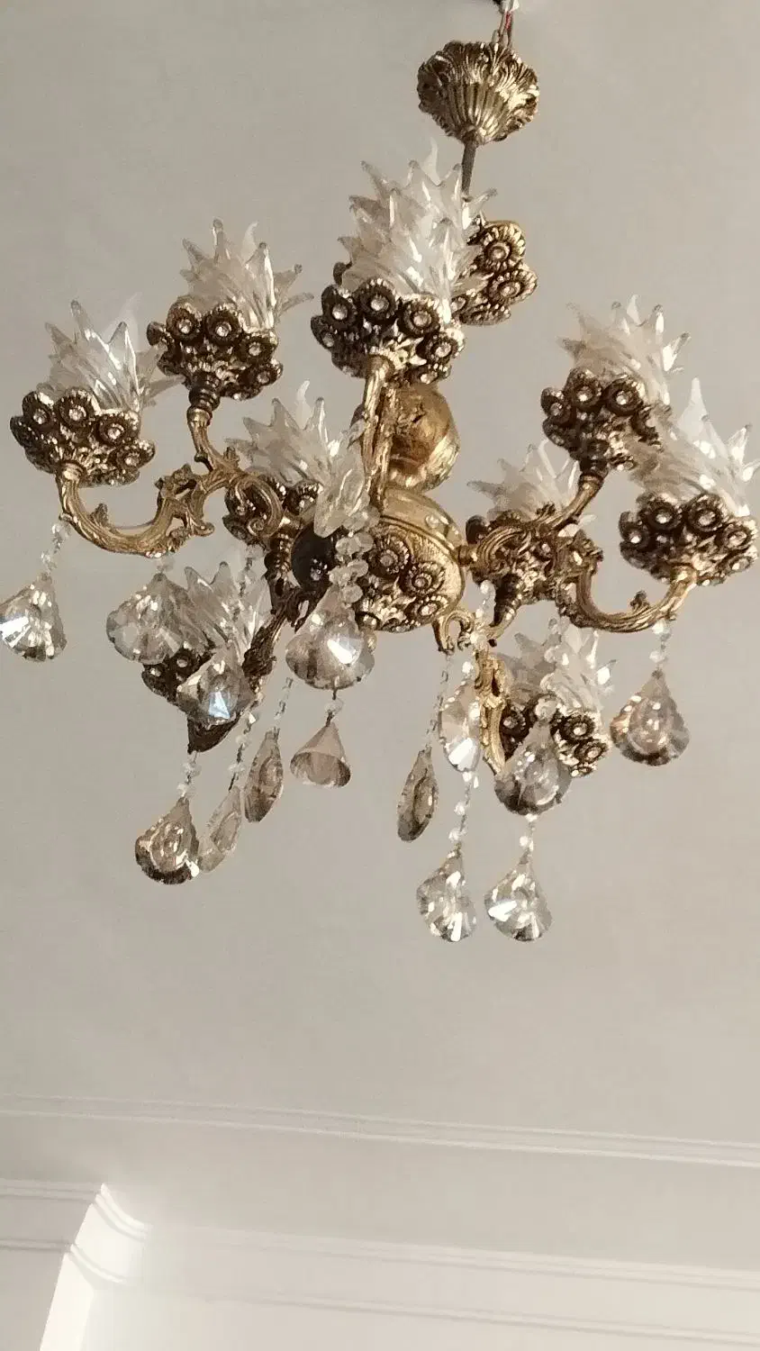 لوستر برنزی کاملا سالم|لوستر و چراغ آویز|تبریز, |دیوار