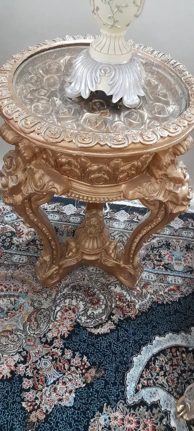 میز مناسب برای دکوری و اباژور|مبلمان خانگی و میز عسلی|ری, دیلمان|دیوار