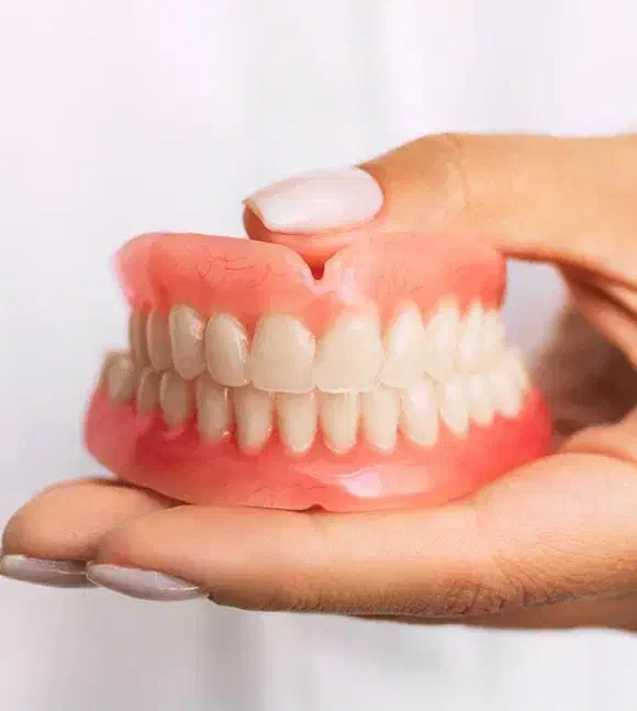 دندان سازی|خدمات آرایشگری و زیبایی|خوی, |دیوار