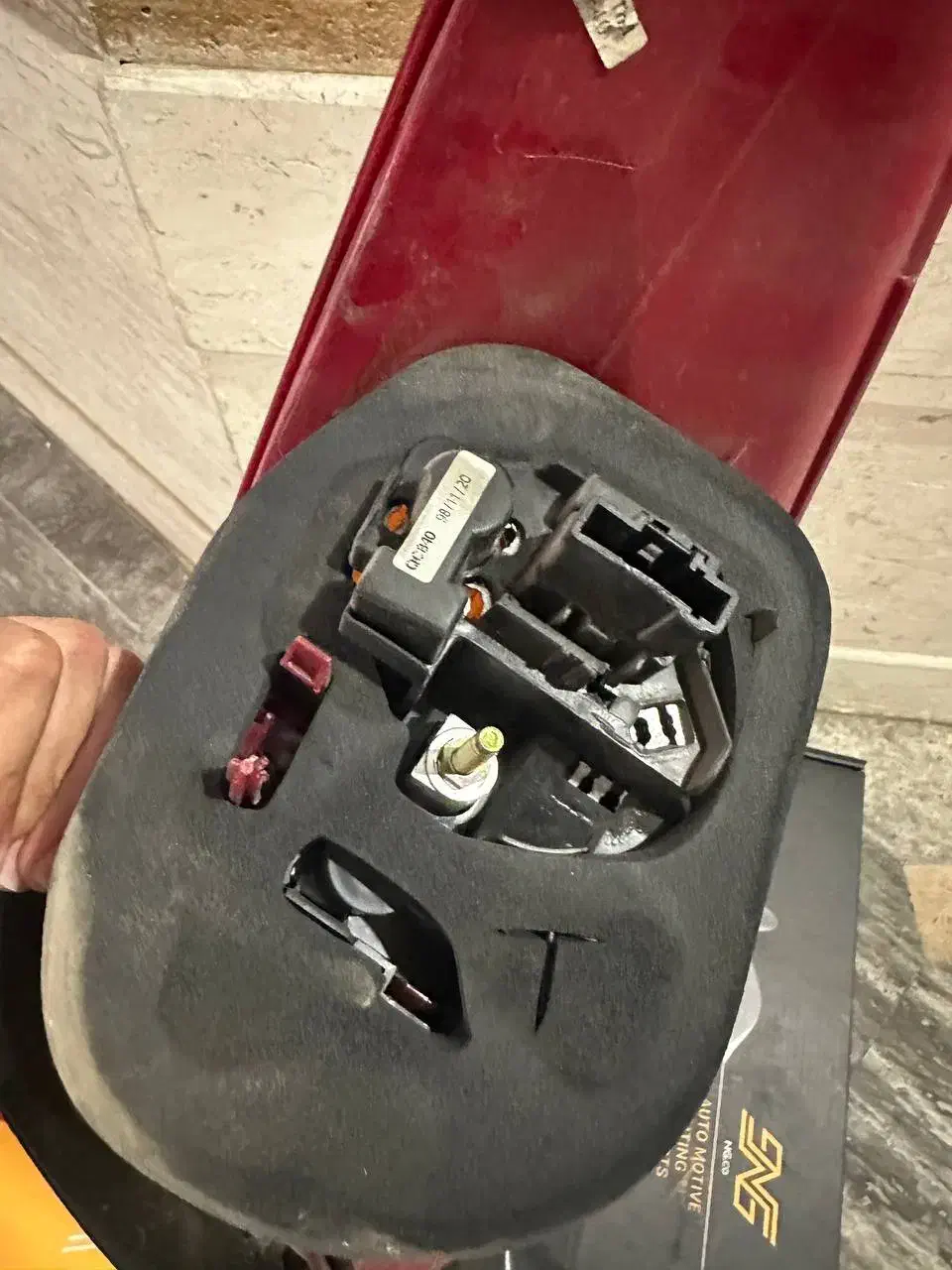 چراغ عقب ۲۰۶|قطعات یدکی و لوازم جانبی|کرج, آق تپه|دیوار