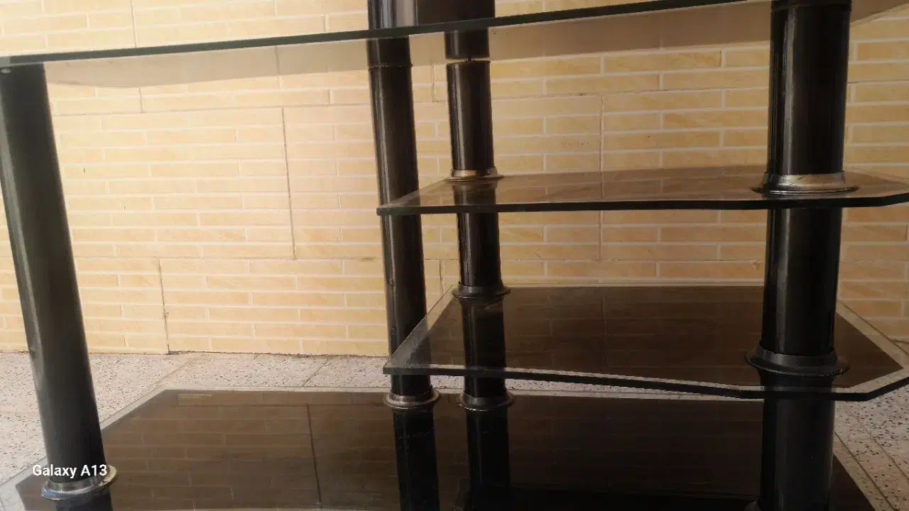 میزتلویزیون کاملا نووسالم|میز تلویزیون|فردوس (خراسان), |دیوار