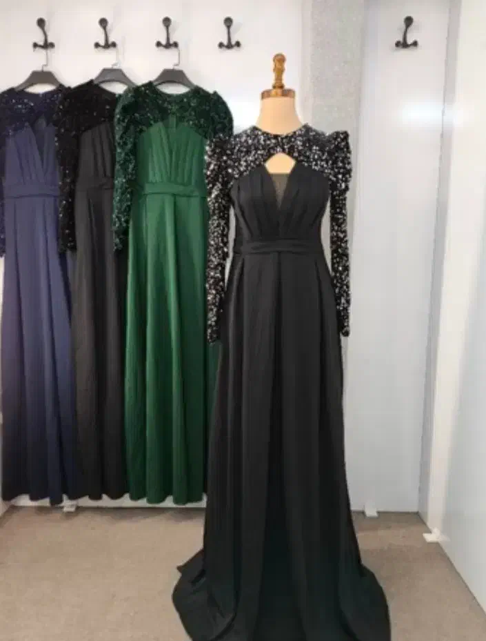 لباس مجلسی ۹۰۰ تومن|لباس|قره ضیاالدین, |دیوار