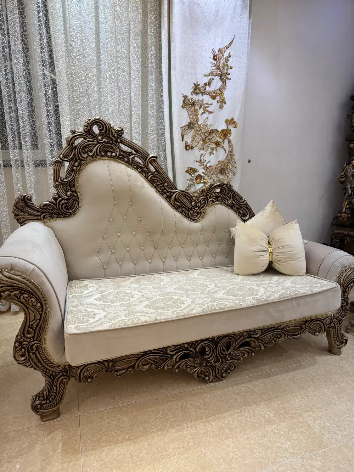 مبل سلطنتی|مبلمان خانگی و میز عسلی|رشت, شهرک شهید رجایی|دیوار